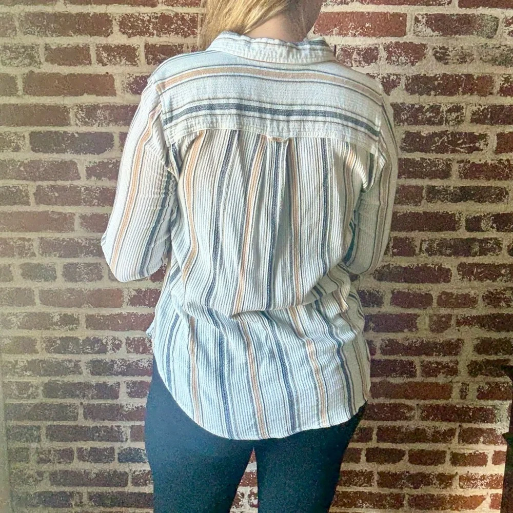 Sonoma Striped button down neutral blouse - Picture 4 of 8